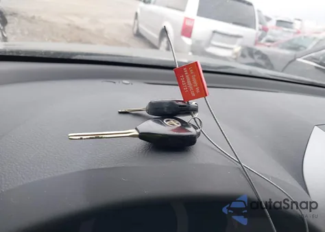 2007 Toyota Rav4 Base V6 from USA, damaged, VIN JTMBK35V675016242